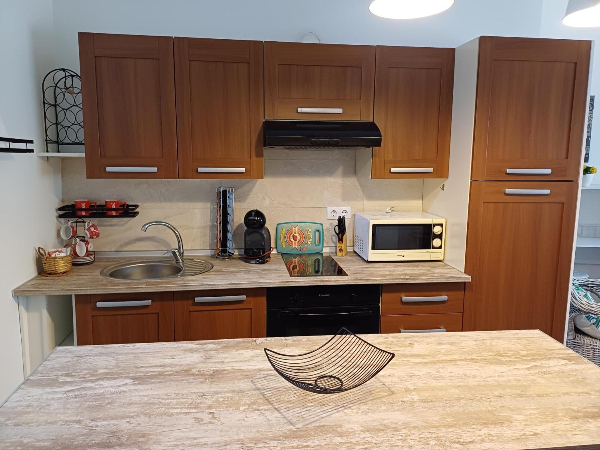 Loft Apartment Иби Екстериор снимка
